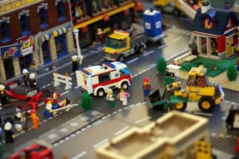 https://www.slavkov.cz/wp-content/uploads/2018/03/lego-10.jpg