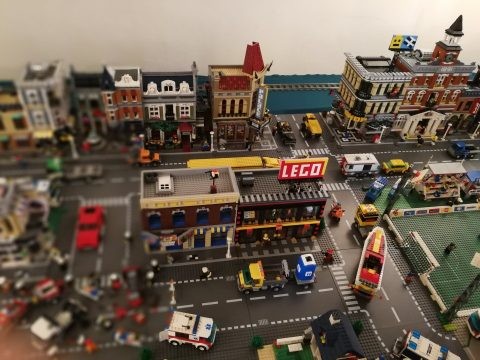 https://www.slavkov.cz/wp-content/uploads/2018/03/lego-4-OK-Galerie.jpg